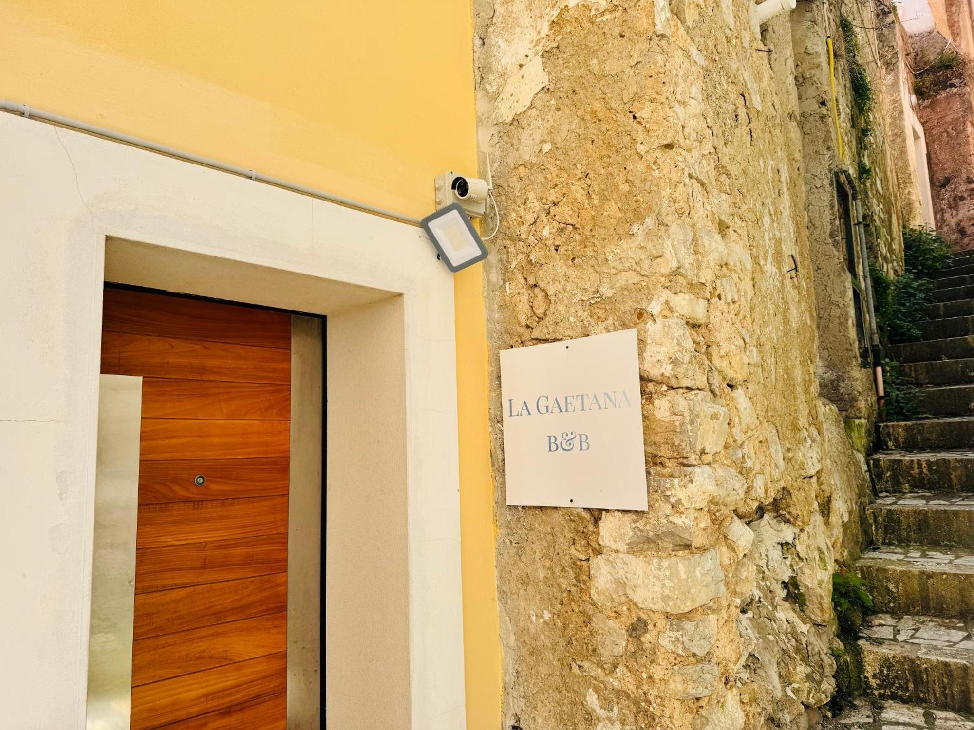 La Gaetana Bed & Breakfast Luaran gambar