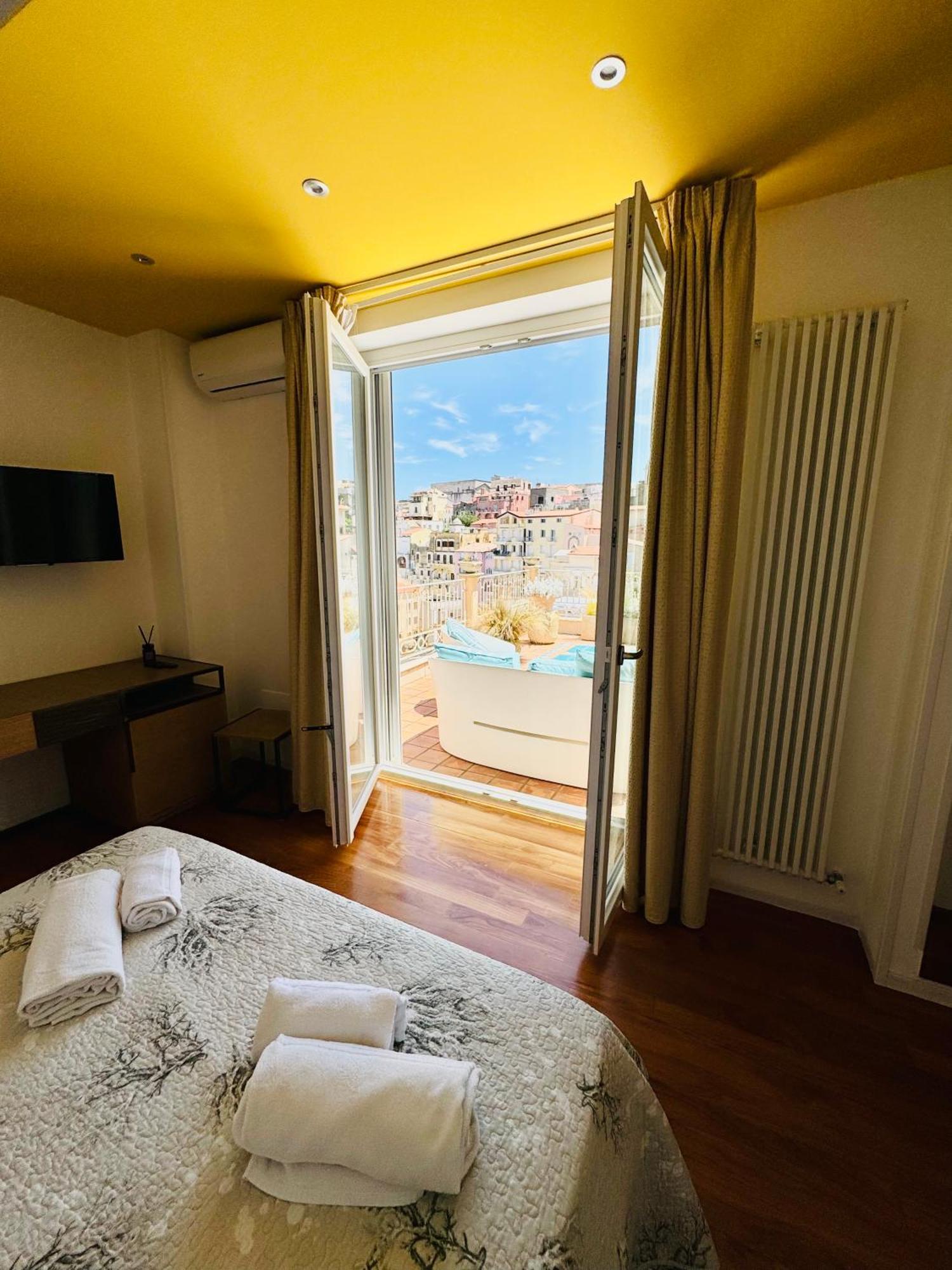 La Gaetana Bed & Breakfast Luaran gambar